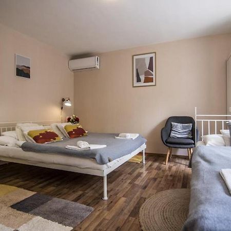 Sárvár Vagi Apartment מראה חיצוני תמונה
