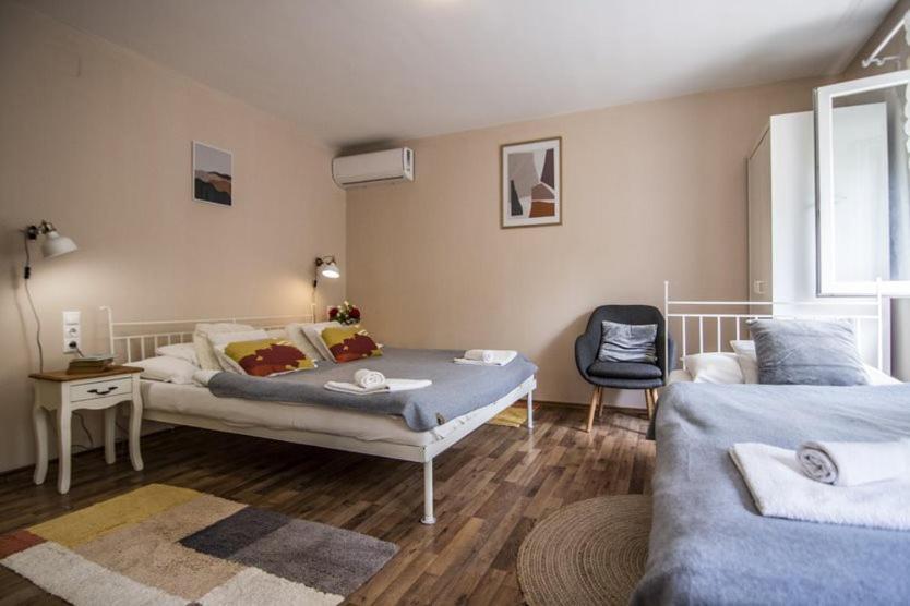 Sárvár Vagi Apartment מראה חיצוני תמונה