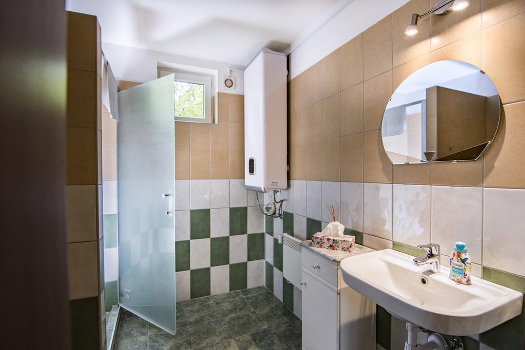 Sárvár Vagi Apartment מראה חיצוני תמונה